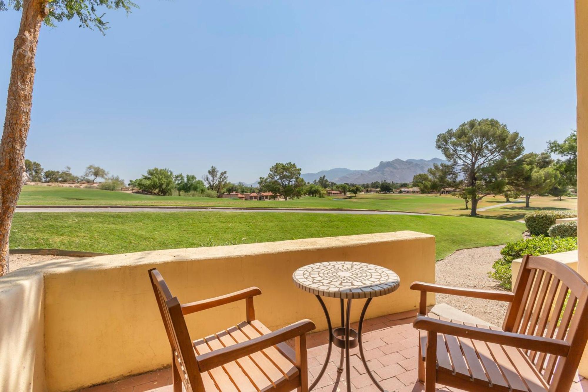 Omni Tucson National Resort & Spa Exterior photo